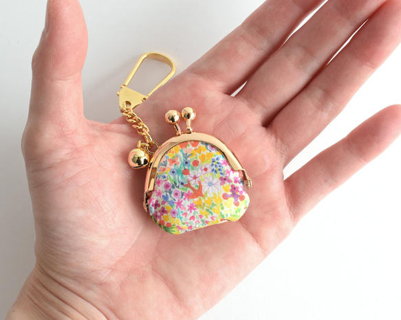 Tiny kiss lock purse keychain Liberty "Royal Oak House"[142] 第4張的照片