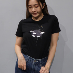 ORCA-FLY（レディースTシャツ） 2枚目の画像