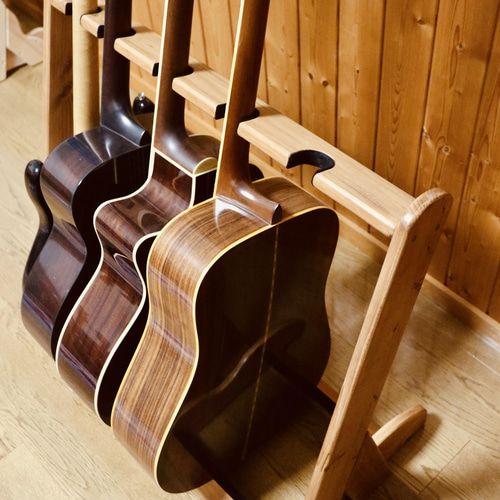 24時間以内に発送】手作り木工 木製ギタースタンド （チーク）5本掛け  
