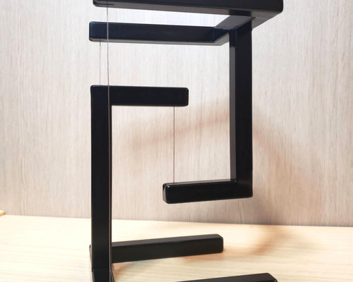 宙に浮くオブジェ アイアンオブジェ 立体・オブジェ Welsa 通販