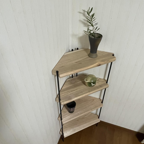 新作‼️手作りアイアン家具 飾り棚　折りたたみコーナーシェルフ おしゃれ♪ 新作‼️手作りアイアン家具 アイアンシェルフ 飾り棚 折りたたみ