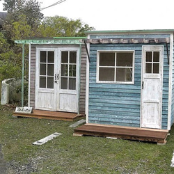 シャビーな木製ガーデンハウス（休憩小屋バージョン）組み立てキット 10枚目の画像