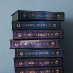 魔法の本のようなブックボックス "月の満ち欠け・12星座" / 小物入れ 3枚目の画像