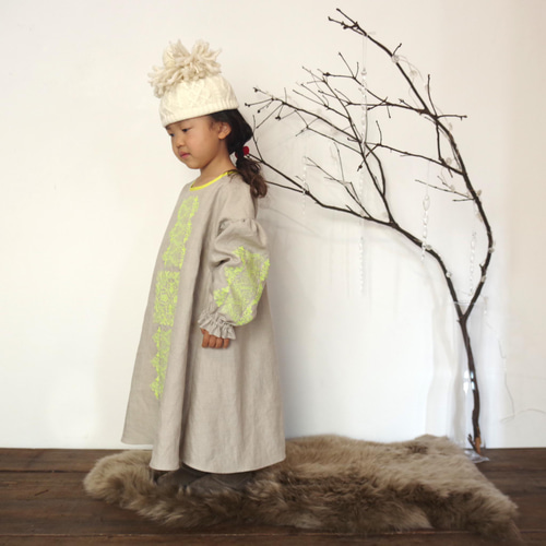 姉妹セット ] ソロチカ刺繍のリネンギャザーワンピース 子供服 sandext 