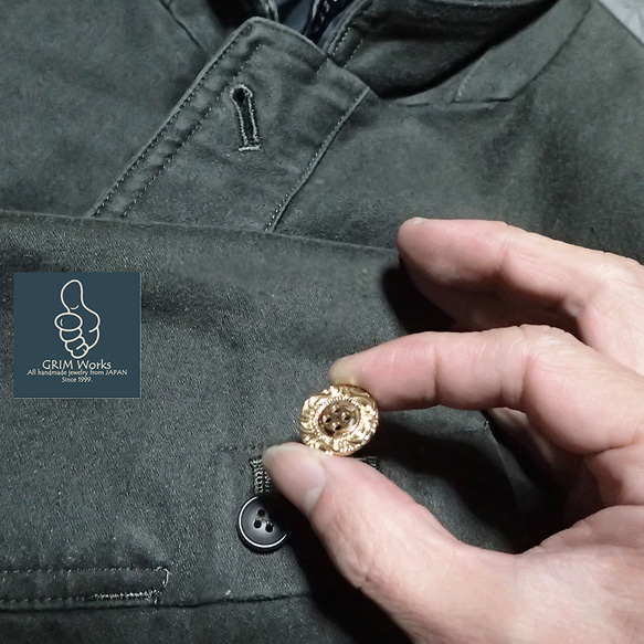 真鍮のボタン 個性的 唐草 丸 円 植物 ハンドメイド 幅約18mm カスタム加工可能 ペンダント ピアス シャツ 袖衿 6枚目の画像