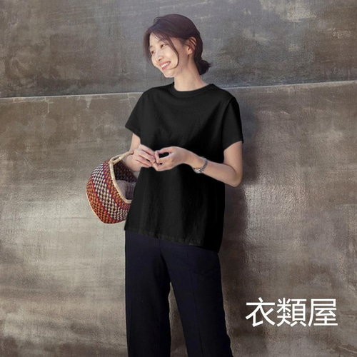 新品黒ブラウス