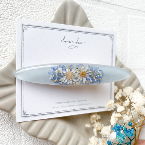 ドライフラワーのブーケ＊ヘアクリップ（くすみブルー） ヘアクリップ