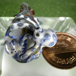 へばり付き蛸ＮＯ.1（ガラス、トンボ玉、蛸、一点物、ペンダント） 7枚目の画像