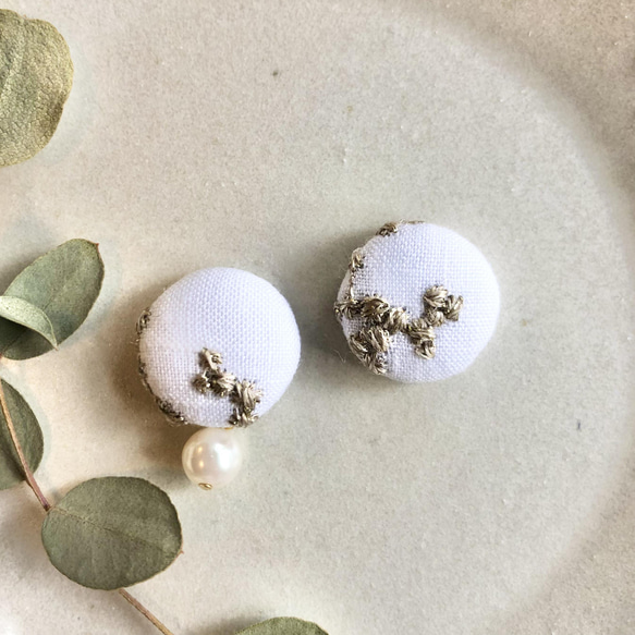 雫×つぶつぶ 刺繍 イヤリング ピアス ハンドメイド ミナペルホネン た  