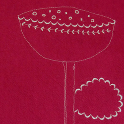 北欧お花刺繍 ゆったりワンピース ラズベリー 10枚目の画像
