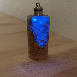 海の洞窟　LED付きハンドメイドミニオブジェ　ワインコルク　レジン 3枚目の画像
