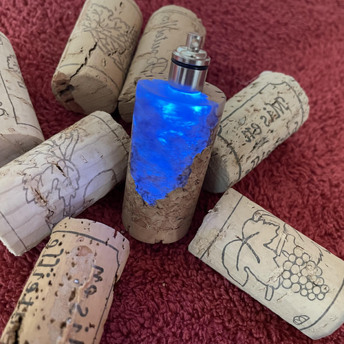 海の洞窟 LED付きハンドメイドミニオブジェ ワインコルク レジン