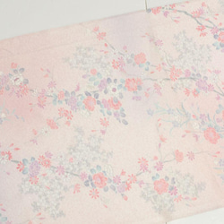 正絹　淡いピンク花柄はぎれ　1.1m 和小物、つまみ細工などに 3枚目の画像