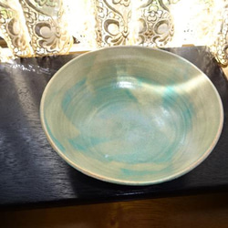 光沢トルコ青釉の茶碗・大 5枚目の画像