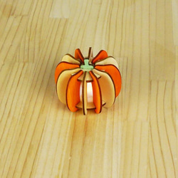 「かぼちゃ」木製ミニランプ 2枚目の画像