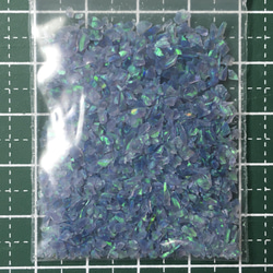 《人工オパール》(ネオンオパール) 原石 ブラック/緑斑 3.4ｇ ⑪ (樹脂含侵) 2枚目の画像
