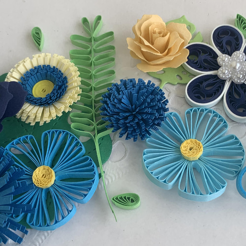 ペーパークイリング　ブルーのお花プレート ペーパークイリング ブルーのお花プレート ペーパークイリング ブルー