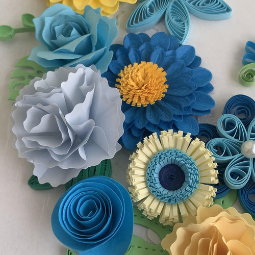 ペーパークイリング　ブルーのお花プレート ペーパークイリング ブルーのお花プレート ペーパークイリング ブルー