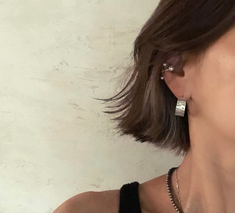 【受注制作】sv925タイヤのような遊びあるフープピアス