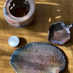 【再販】三日月と満月の灯りが揺れてお茶の香り漂う癒しの炭化焼き締め茶香炉　アロマポット　キャンドルホルダー 9枚目の画像