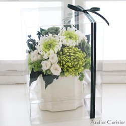 【特割】プリザーブドフラワー＜エクラン Ｌサイズ＞グリーン 菊 ローズ バラ【仏花 お供え花】 5枚目の画像