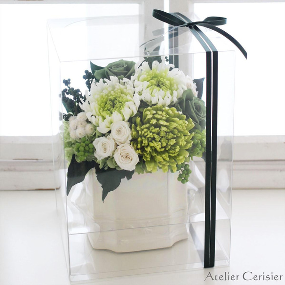 【特割】プリザーブドフラワー＜エクラン Ｌサイズ＞グリーン 菊 ローズ バラ【仏花 お供え花】 5枚目の画像
