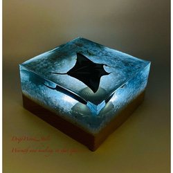 海の世界を閉じ込めた流木アート マンタ 水中ジオラマ 流木 レジンアート オブジェ アクアリウム LEDライト付 5枚目の画像