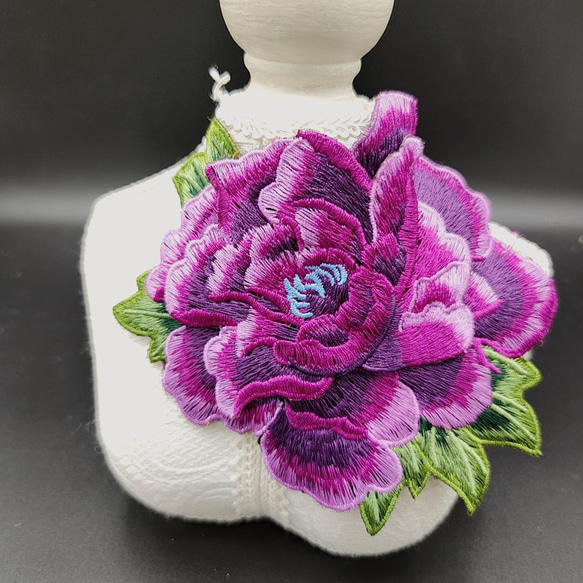 C品番YZ1117p 花刺繍 モチーフ 2枚 薔薇 紫 飾り ドレス 3枚目の画像