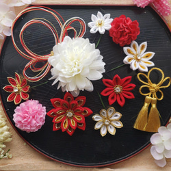 髪飾り追加に　ちりめんボール髪飾り　メタリックヤーン花 つまみ細工髪飾り ちりめんボール髪飾り メタリックヤーン花 紫