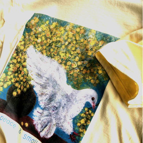 Tシャツ 黄金色の花 レモンイエロー 黄色 緑 白鳩 綺麗めグリーン 