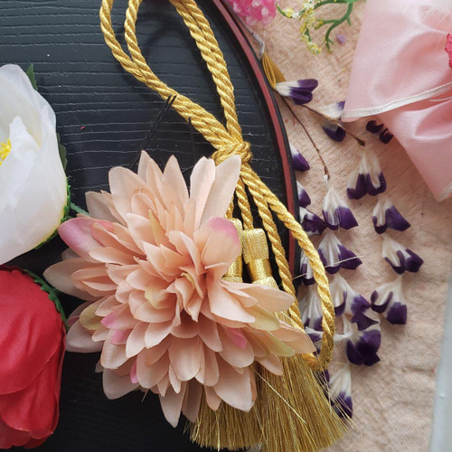 つまみ細工髪飾り　椿　七五三　成人式　卒業式　結婚式　花魁　舞妓　紅白　袴　和装 椿の髪飾り【つまみ細工】和装 着物 振袖 袴 色打掛 成人式 卒業式