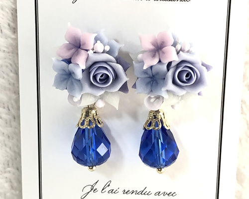 気質アップ 薔薇ブーケとキラキラ雫ガラスビーズのイヤリング(貼付タイプ イヤリング・ノンホールピアス