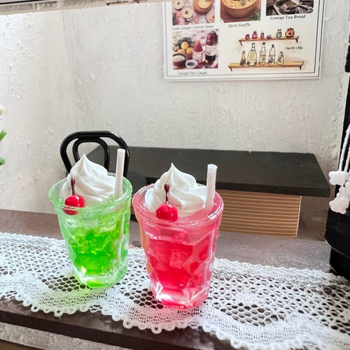 クリームソーダ】2個セット 昭和レトロなカットグラス その他