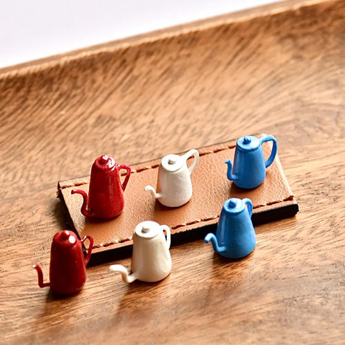 レトロポップな琺瑯風コーヒーケトル(コーヒーポット) マルーンレッド