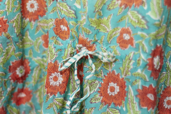 聖誕節禮物 情人節禮物 交換禮物 生日禮物木刻印純棉蝴蝶洋裝 印度有機棉 india blockprint木刻印罩衫-花 第6張的照片