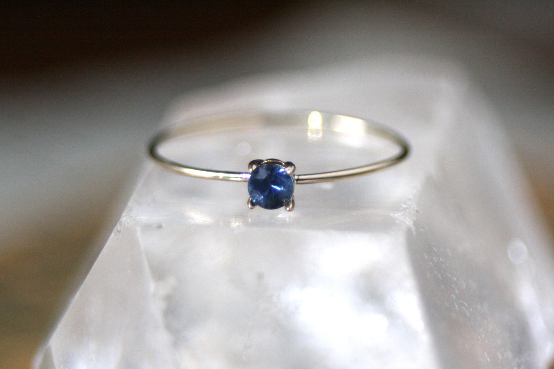 10Kサファイア　宝石質AAA天然石　リング　クリスマス　誕生日　プレゼント　サファイヤ　リング　指輪　9月誕生石 9,450円