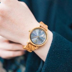 【木製腕時計】EINBAND Reise 天然の貝 パールの文字盤 木の時計 おしゃれ ウッド ウォッチ【32mm】 5枚目の画像