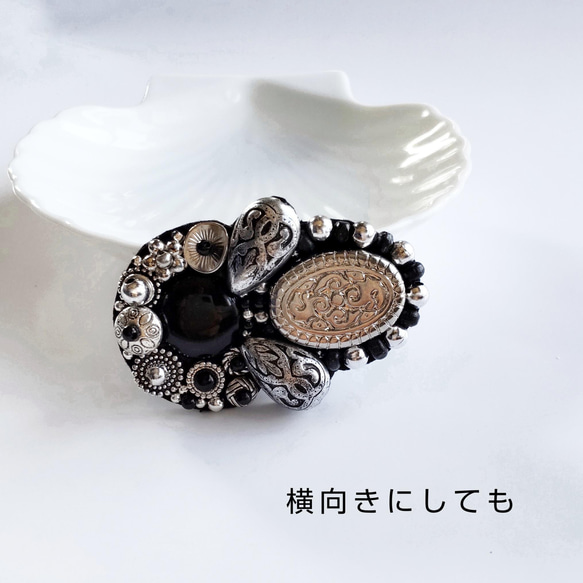 Antique Silver Beads Reunion １９　　 ビーズ刺繍ブローチ 3枚目の画像
