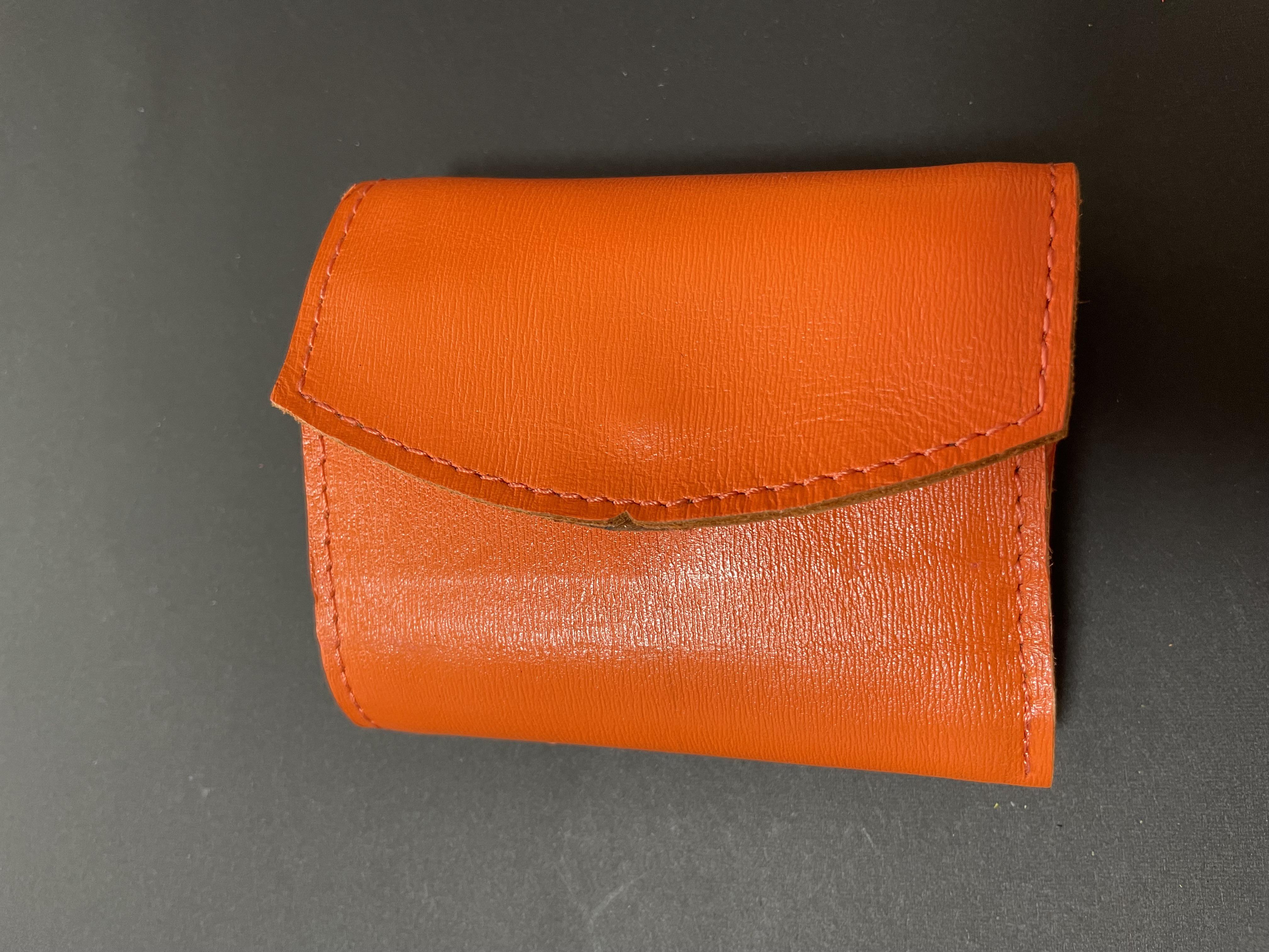 新品　本革三つ折り財布　オレンジ