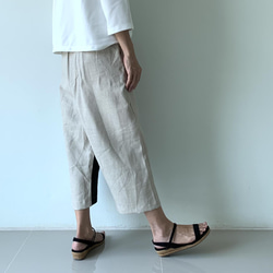 大人の抜け感を纏う｜リネン巻きスカート風ペグトップパンツ〈生成り＆ブラックor 濃紺〉ウエストファスナー 7枚目の画像