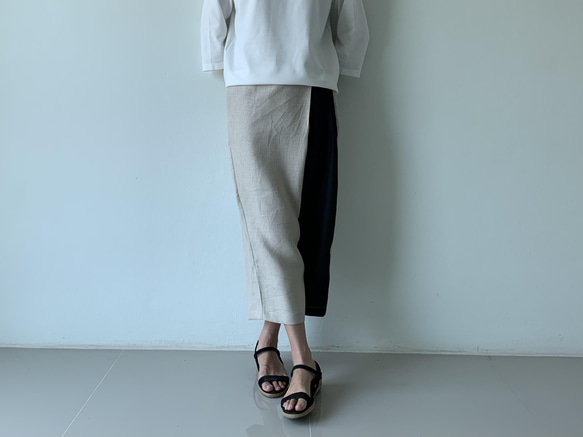 大人の抜け感を纏う｜リネン巻きスカート風ペグトップパンツ〈生成り＆ブラックor 濃紺〉ウエストファスナー 6枚目の画像