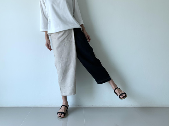 大人の抜け感を纏う｜リネン巻きスカート風ペグトップパンツ〈生成り＆ブラックor 濃紺〉ウエストファスナー 3枚目の画像
