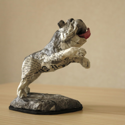 Jumping Bulldog Paper Mache sculpture 9枚目の画像