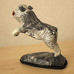 Jumping Bulldog Paper Mache sculpture 3枚目の画像