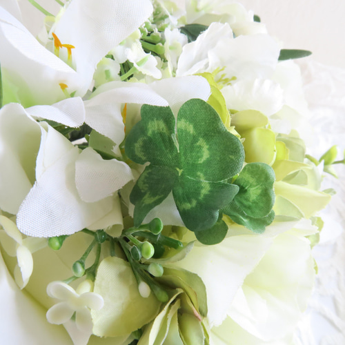 WONDERFUL WORLD　白詰草ブーケカーディガン　クローバー　四葉 白×グリーン】幸運を呼ぶ！［四つ葉のクローバー］ブーケ/フォト