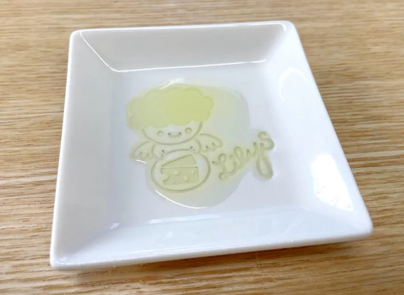 チーズ天使オリーブオイル小皿 2枚目の画像