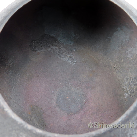 南部鉄器 虎山作 鉄瓶 松の実1.2L 内面素焼き・酸化被膜仕上 伝統的工芸品 ハンドメイド 5枚目の画像