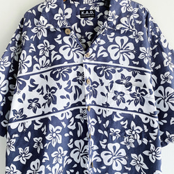 深藍花卉滿版圖騰 古著棉質夏威夷襯衫上衣 vintage Aloha Shirt 第2張的照片