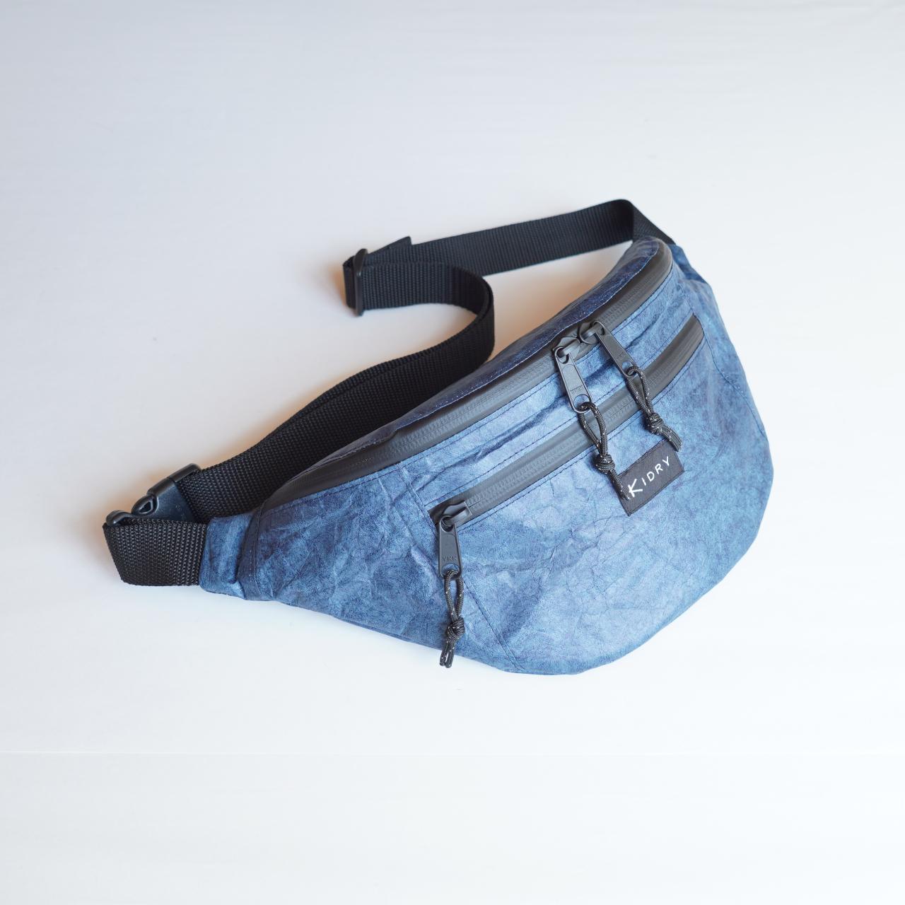 タイベック　ボディバッグ　超軽量　ネイビー