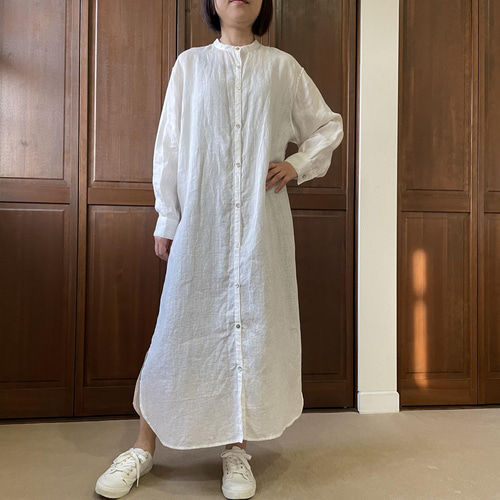 送料無料］リネン100% バンドカラーのシャツワンピース（白